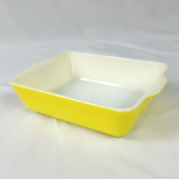 Vintage Yellow Pyrex 503 Glass Refrigerator Dish Casserole 1.5 qt *No Lid* - Picture 1 of 4